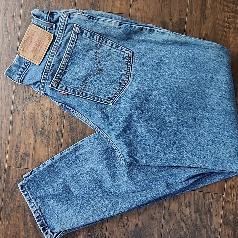 Vintage Levi's 550 Relaxed Fit High-rise Granola Mom Jeans